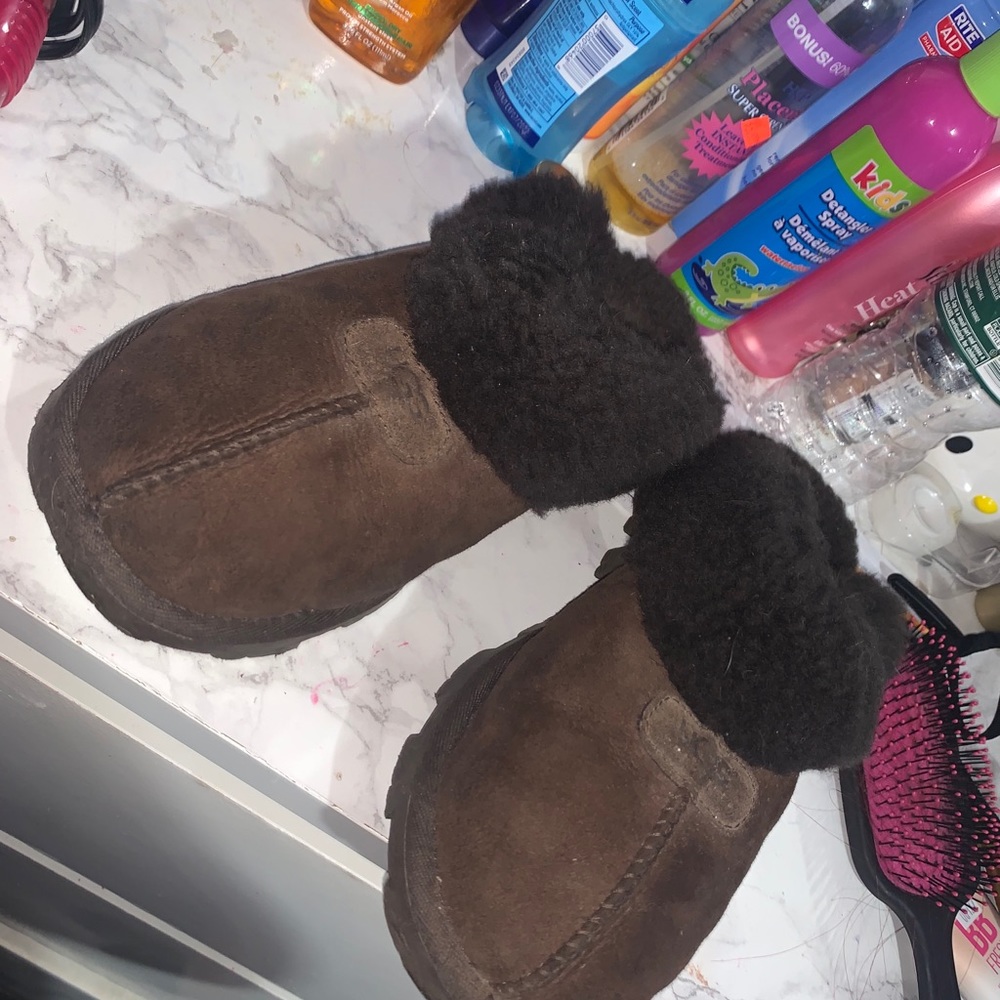 Ugg slippers